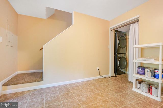 128 KINGS MILL DR, Fredericksburg, VA 22401