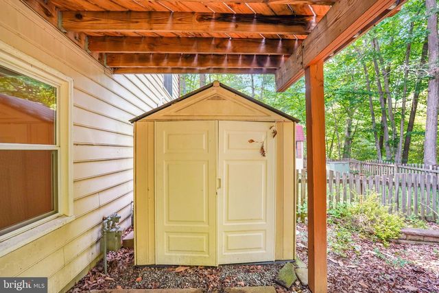 128 KINGS MILL DR, Fredericksburg, VA 22401