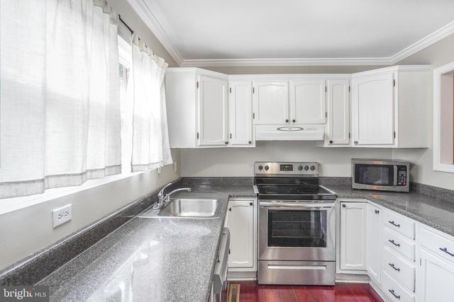 128 KINGS MILL DR, Fredericksburg, VA 22401