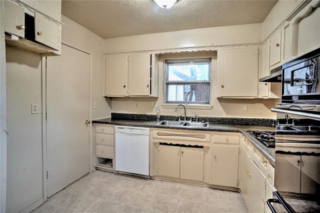 1217 SW 46 Street, Oklahoma City, OK 73109
