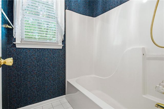2211 Flowering Drive, Grayson, GA 30017