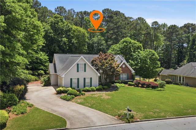 2211 Flowering Drive, Grayson, GA 30017