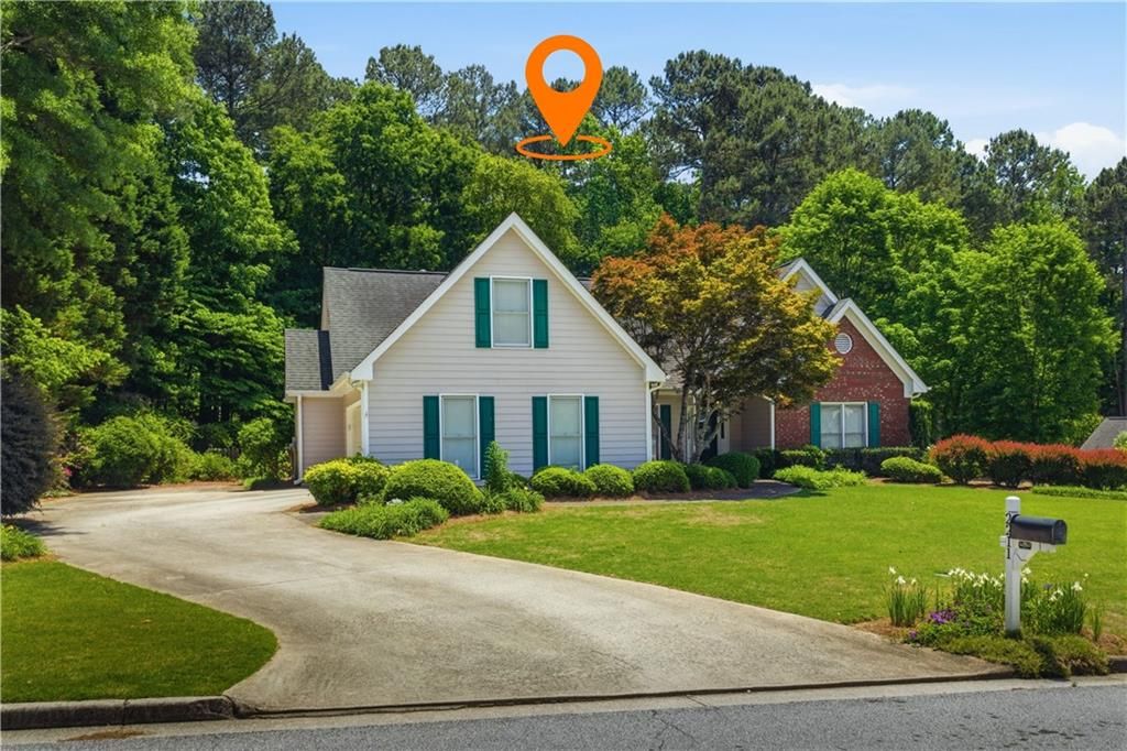 2211 Flowering Drive, Grayson, GA 30017