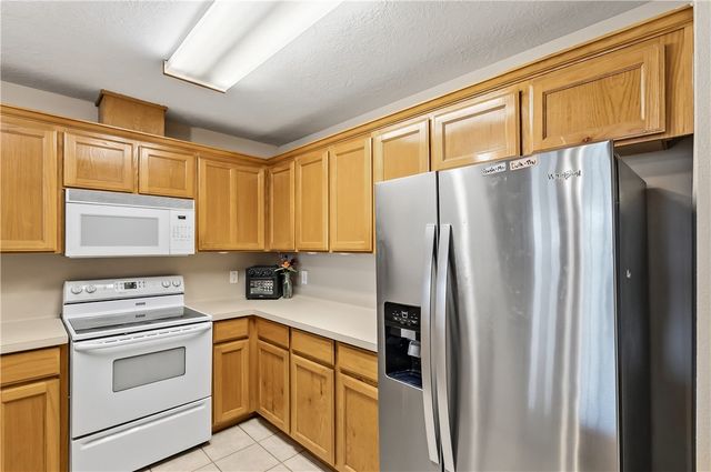 1012 Gardenia Street, College Station, TX 77845