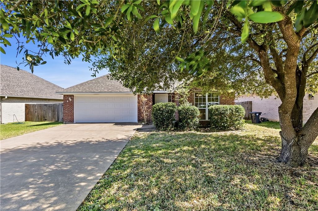 1012 Gardenia Street, College Station, TX 77845