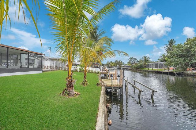 2718 Sherman St, Hollywood, FL 33020