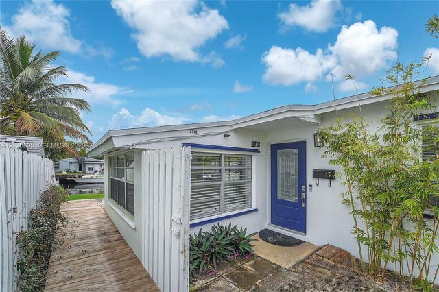 2718 Sherman St, Hollywood, FL 33020