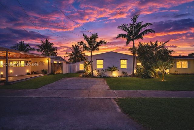 2718 Sherman St, Hollywood, FL 33020