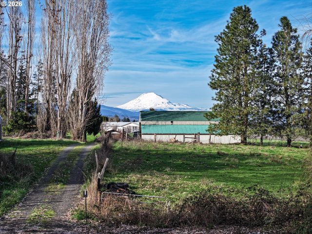 2739 WYEAST Rd, Hood River, OR 97031