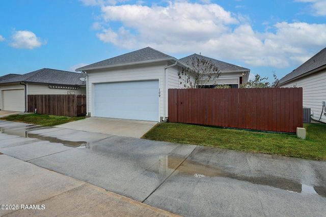 109 Parker Lane, Youngsville, LA 70592