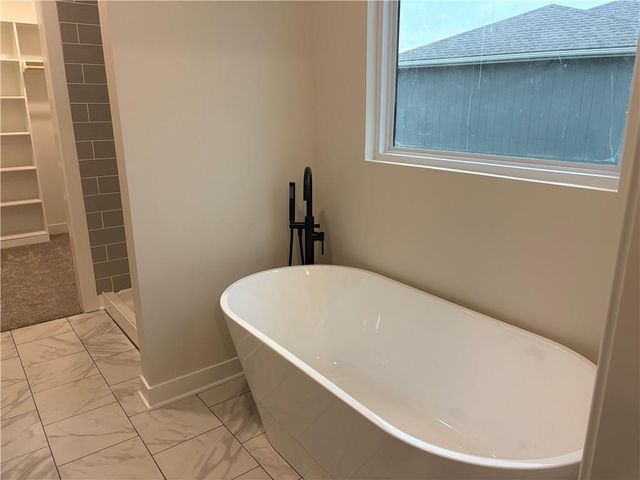 29336 Palmer Drive, Paola, KS 66071