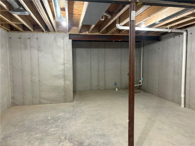 29336 Palmer Drive, Paola, KS 66071