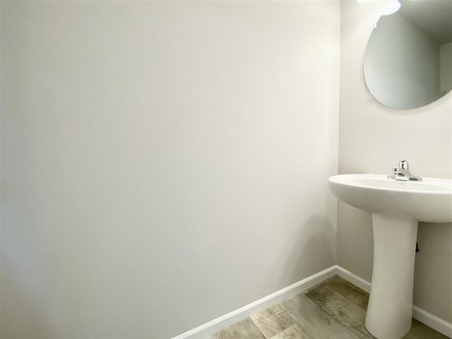 4257 Old Farm Drive, Wayland, MI 49348