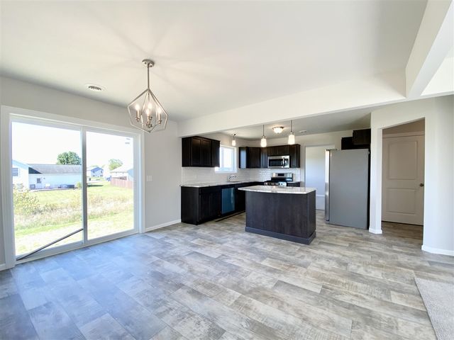 4257 Old Farm Drive, Wayland, MI 49348