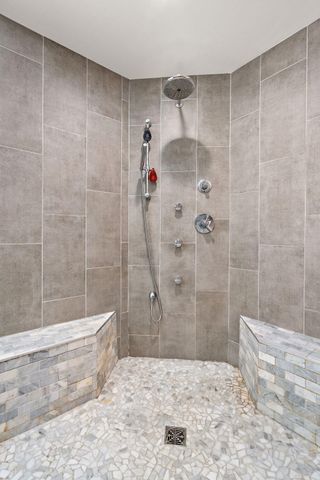1977 Louis Drive, Crown Point, IN 46307