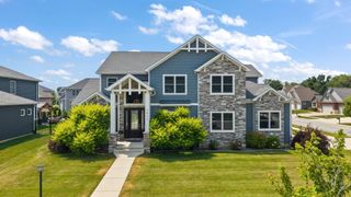 1977 Louis Drive, Crown Point, IN 46307