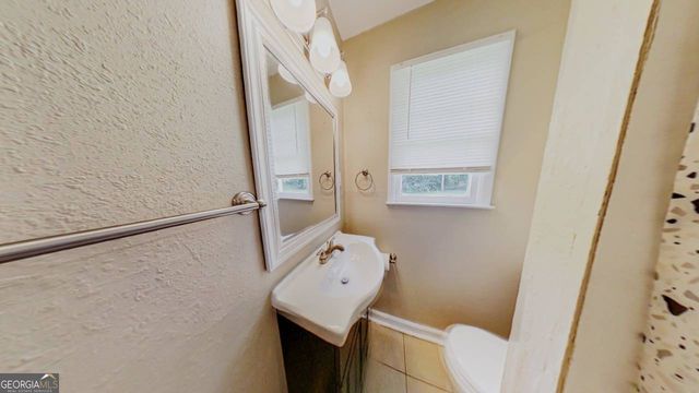 112 N 13th Avenue, Lanett, AL 36863