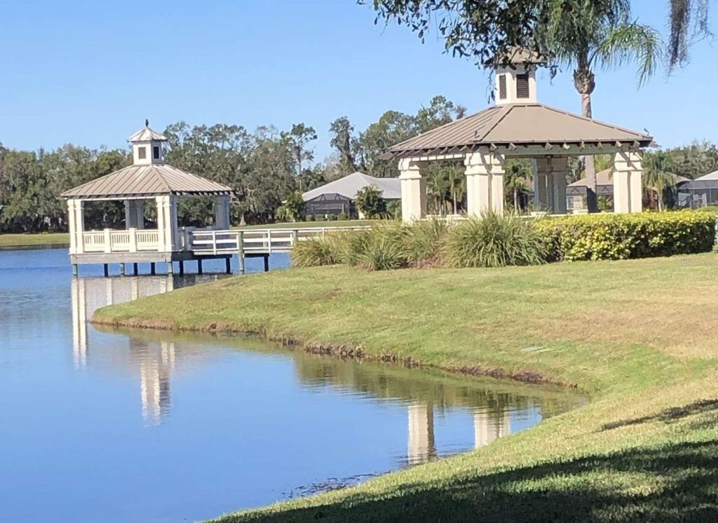 Image 19 of property listing at 11711 CRAWFORD PARRISH LANE, Parrish, FL 34219