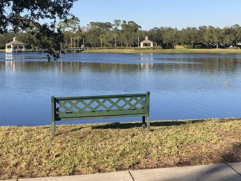 Image 20 of property listing at 11711 CRAWFORD PARRISH LANE, Parrish, FL 34219