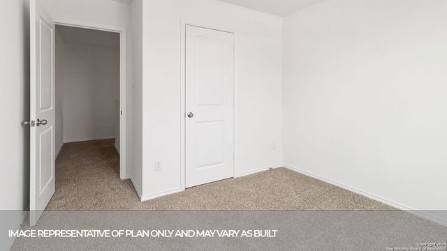 1034 GLADYS RUN, Seguin, TX 78155
