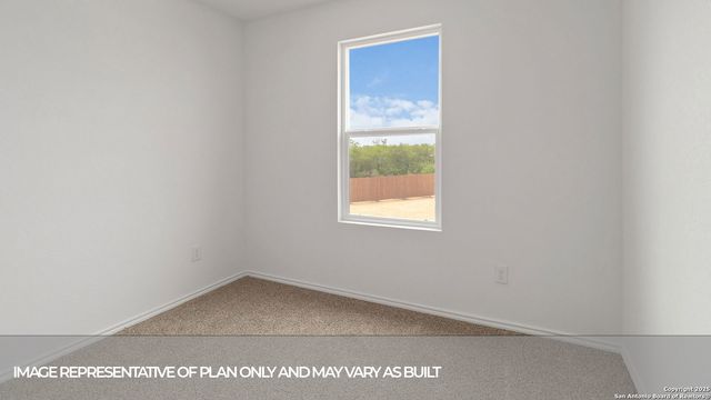 1034 GLADYS RUN, Seguin, TX 78155