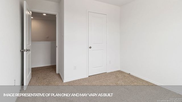 1034 GLADYS RUN, Seguin, TX 78155
