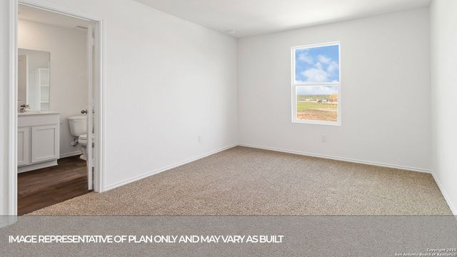 1034 GLADYS RUN, Seguin, TX 78155