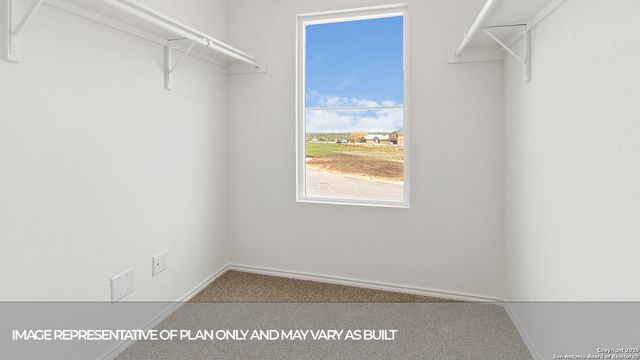 1034 GLADYS RUN, Seguin, TX 78155