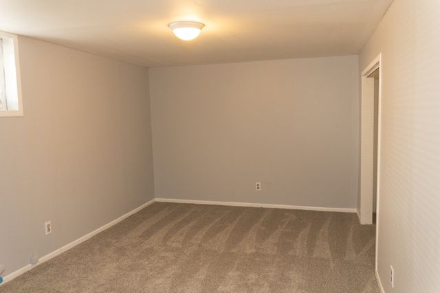 1280 S Cora Street, Des Plaines, IL 60018