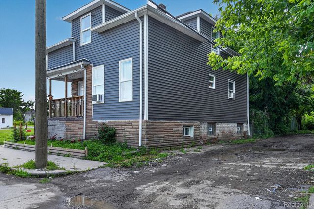 6141 Hazlett Street, Detroit, MI 48210