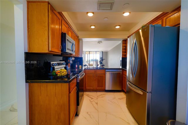 1266 S Military Trl 573, Deerfield Beach, FL 33442