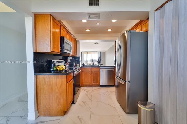 1266 S Military Trl 573, Deerfield Beach, FL 33442