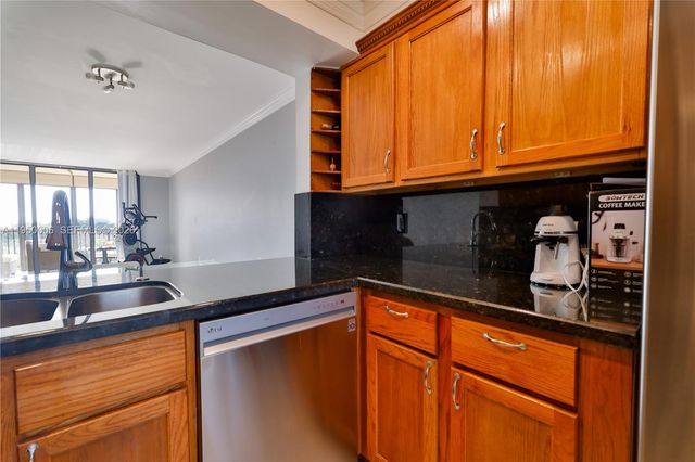 1266 S Military Trl 573, Deerfield Beach, FL 33442