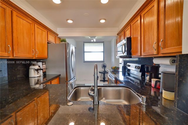 1266 S Military Trl 573, Deerfield Beach, FL 33442