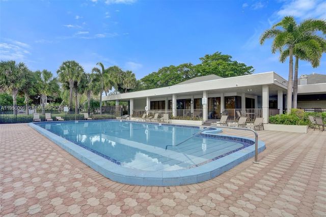 1266 S Military Trl 573, Deerfield Beach, FL 33442