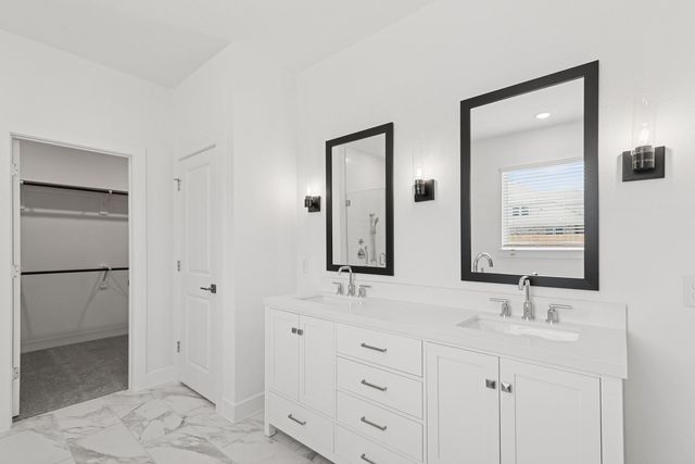 1050 Tarkington Timbers Drive, Cleveland, TX 77327