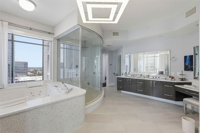 100 BEACH DRIVE NE 1900, St Petersburg, FL 33701