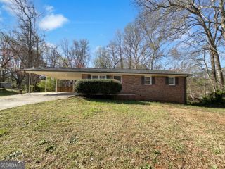 3686 Sweetbriar Circle, Lithia Springs, GA 30122