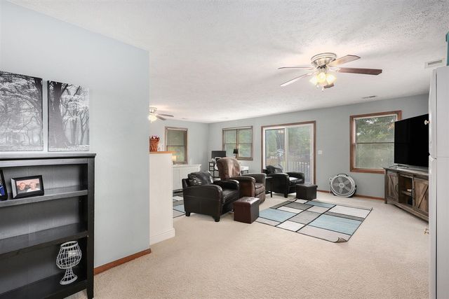 6271 10th Street, Twin Lake, MI 49457