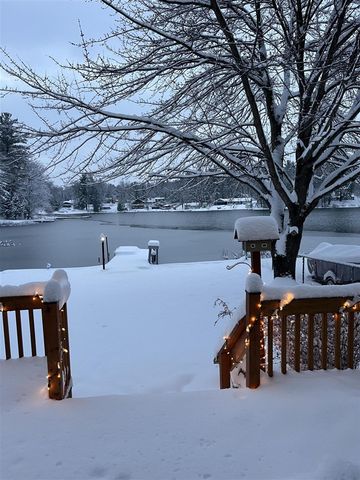 6271 10th Street, Twin Lake, MI 49457