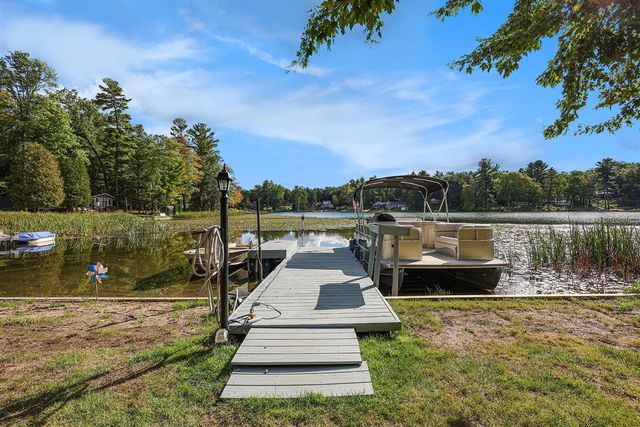 6271 10th Street, Twin Lake, MI 49457