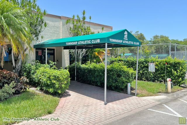 2570 Carambola Circle N 1857, Coconut Creek, FL 33066