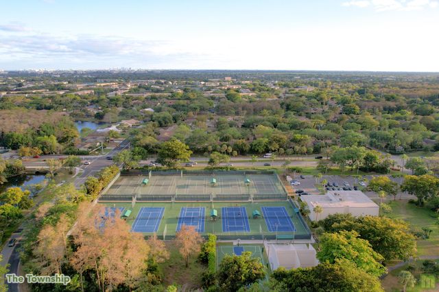 2570 Carambola Circle N 1857, Coconut Creek, FL 33066