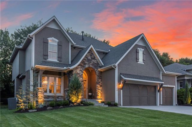 10744 S Palisade Street, Olathe, KS 66061