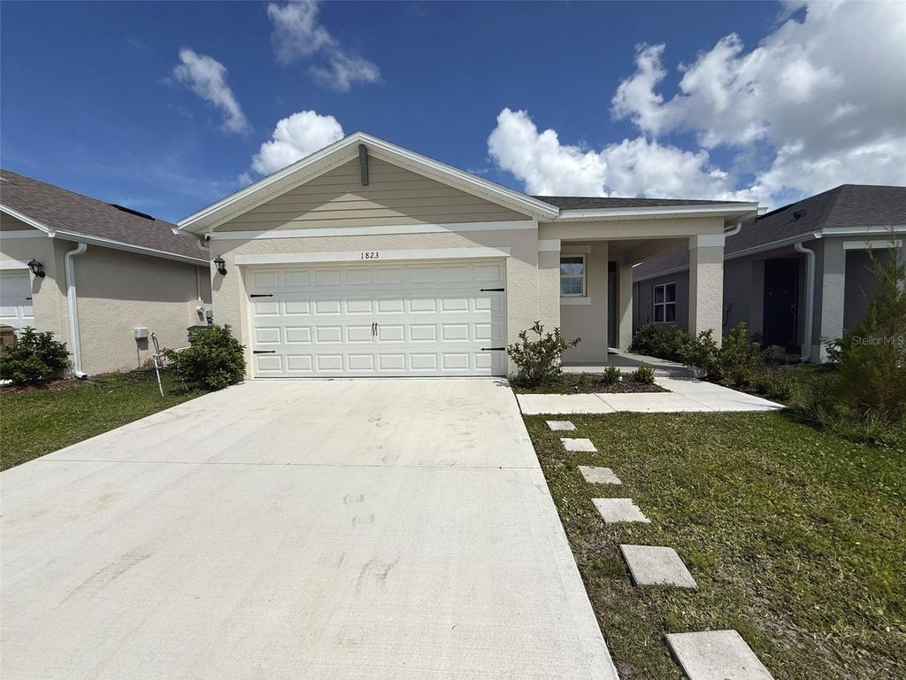 1823 CACUTTA WAY, Kissimmee, FL 34744
