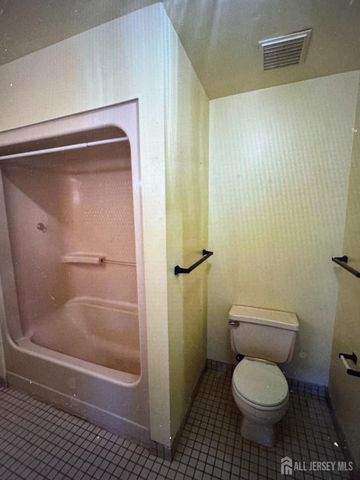 211 gambocz Court, South Brunswick, NJ 08852