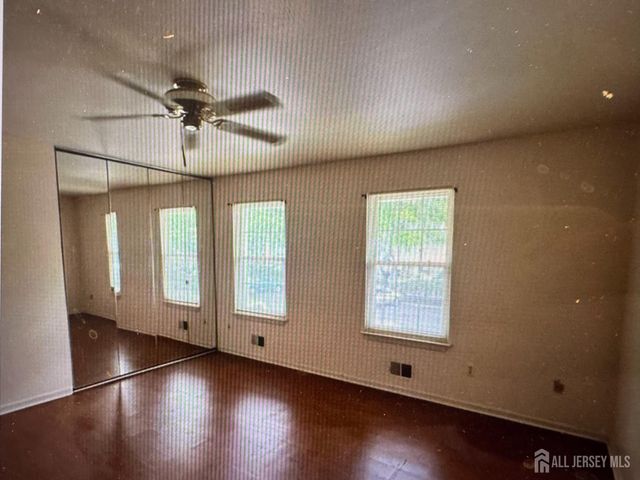 211 gambocz Court, South Brunswick, NJ 08852