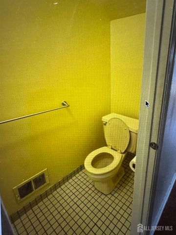 211 gambocz Court, South Brunswick, NJ 08852