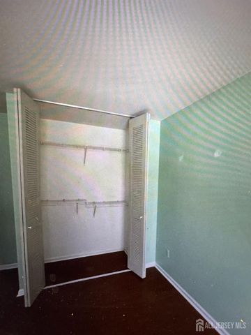 211 gambocz Court, South Brunswick, NJ 08852