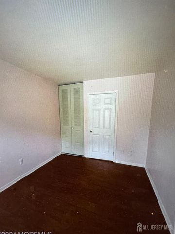 211 gambocz Court, South Brunswick, NJ 08852